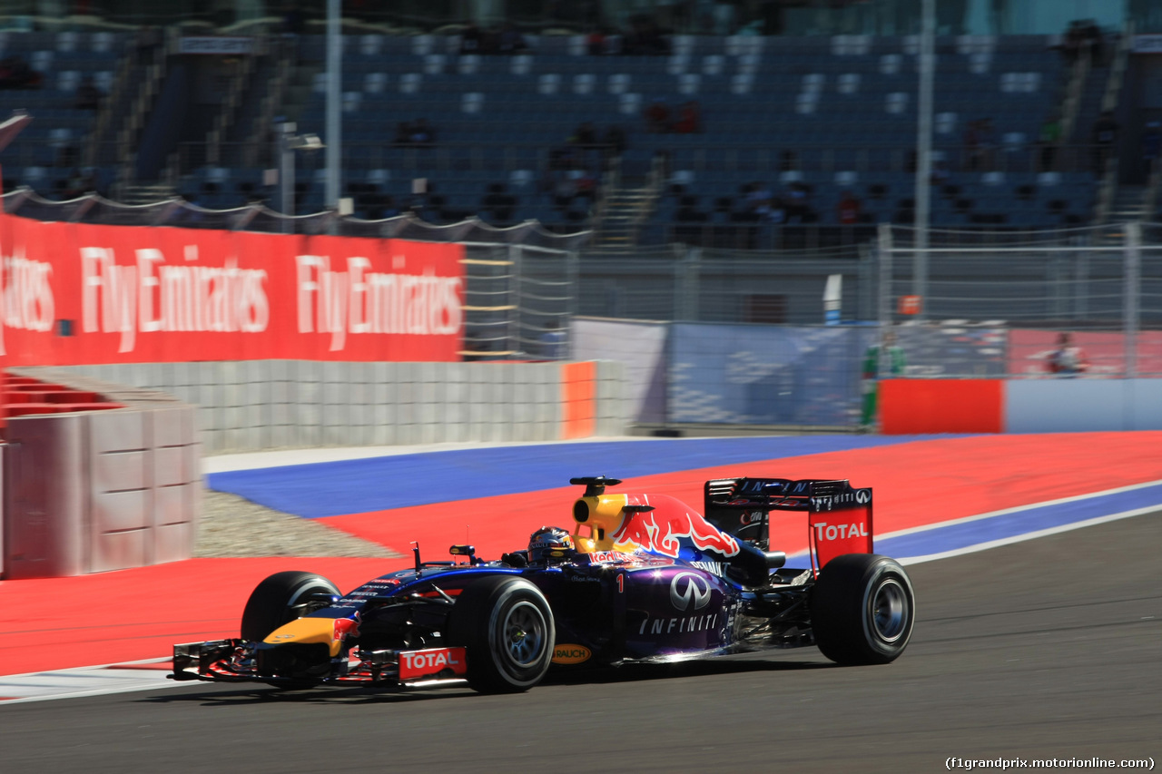 GP RUSSIA, 11.10.2014- Prove Libere 3, Sebastian Vettel (GER) Infiniti Red Bull Racing RB10
