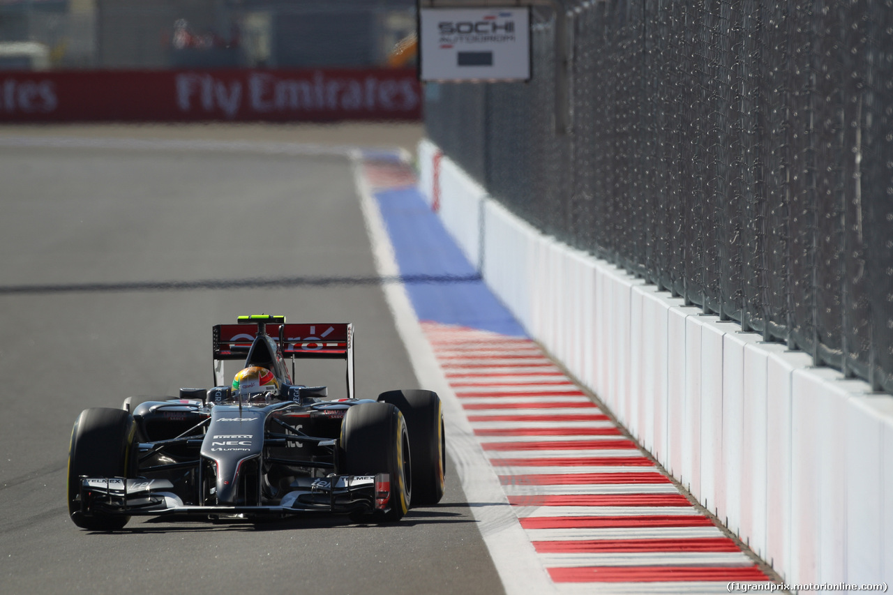 GP RUSSIA, 11.10.2014- Prove Libere 3, Esteban Gutierrez (MEX) Sauber F1 Team C33