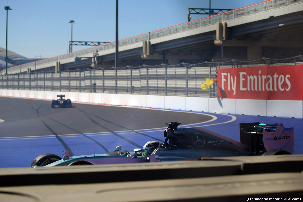 GP RUSSIA, 11.10.2014- Prove Libere 3, Lewis Hamilton (GBR) Mercedes AMG F1 W05 sipin the car
