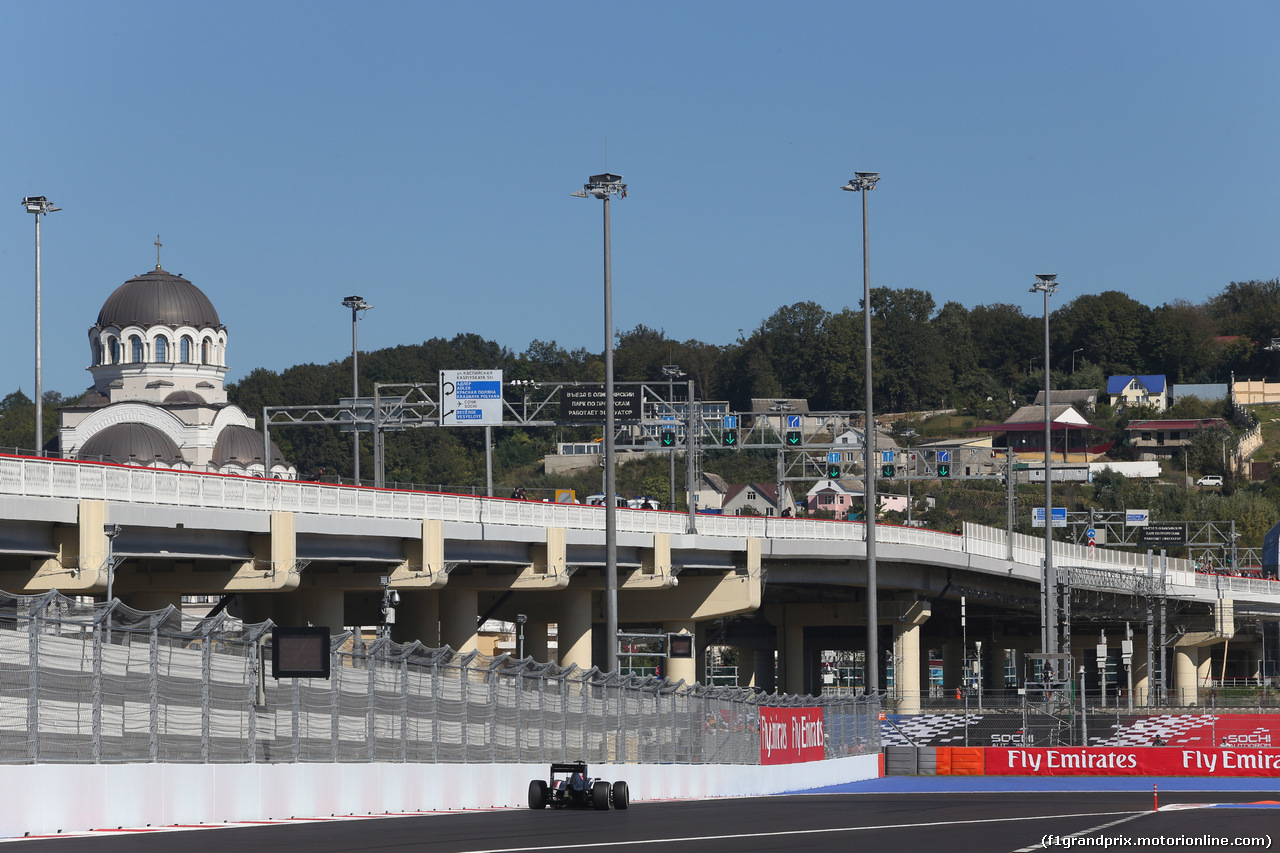 GP RUSSIA, 11.10.2014- Prove Libere 3, Esteban Gutierrez (MEX) Sauber F1 Team C33