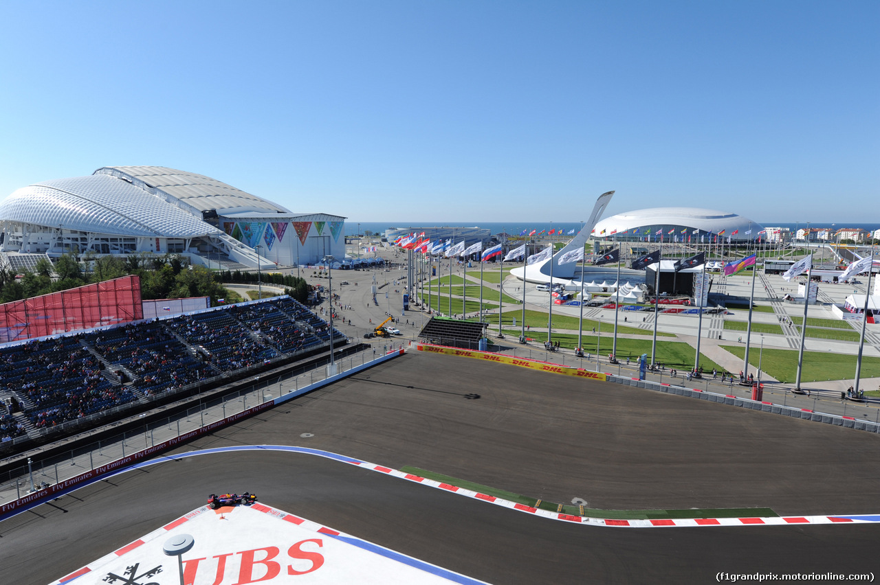 GP RUSSIA, 11.10.2014- Prove Libere 3, Sebastian Vettel (GER) Infiniti Red Bull Racing RB10
