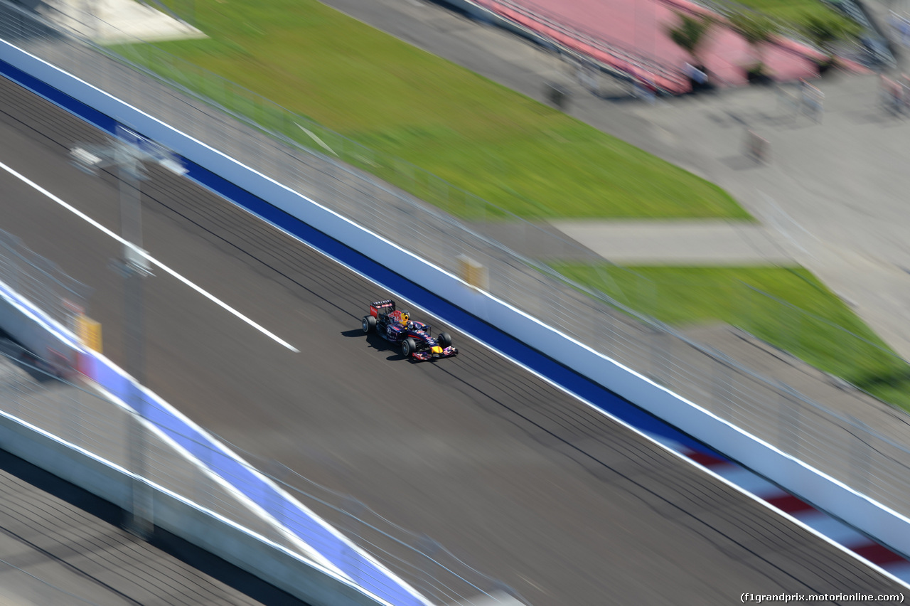 GP RUSSIA, 11.10.2014- Prove Libere 3, Sebastian Vettel (GER) Infiniti Red Bull Racing RB10