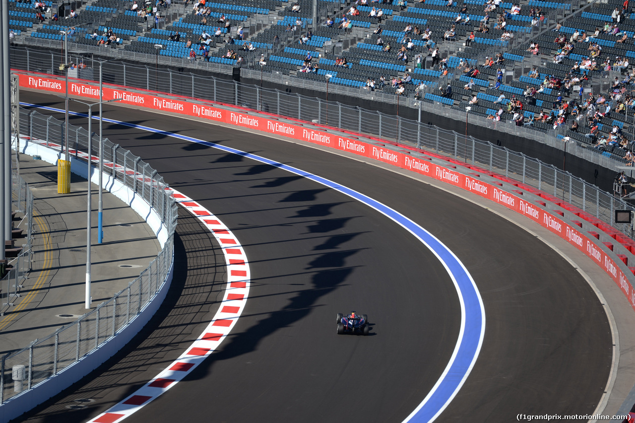 GP RUSSIA, 11.10.2014- Prove Libere 3, Sebastian Vettel (GER) Infiniti Red Bull Racing RB10