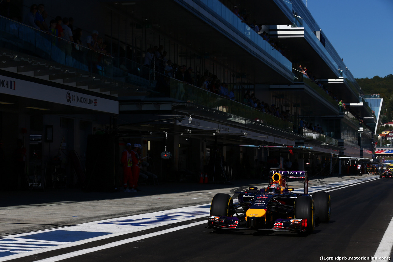 GP RUSSIA, 11.10.2014- Qualifiche, Sebastian Vettel (GER) Infiniti Red Bull Racing RB10
