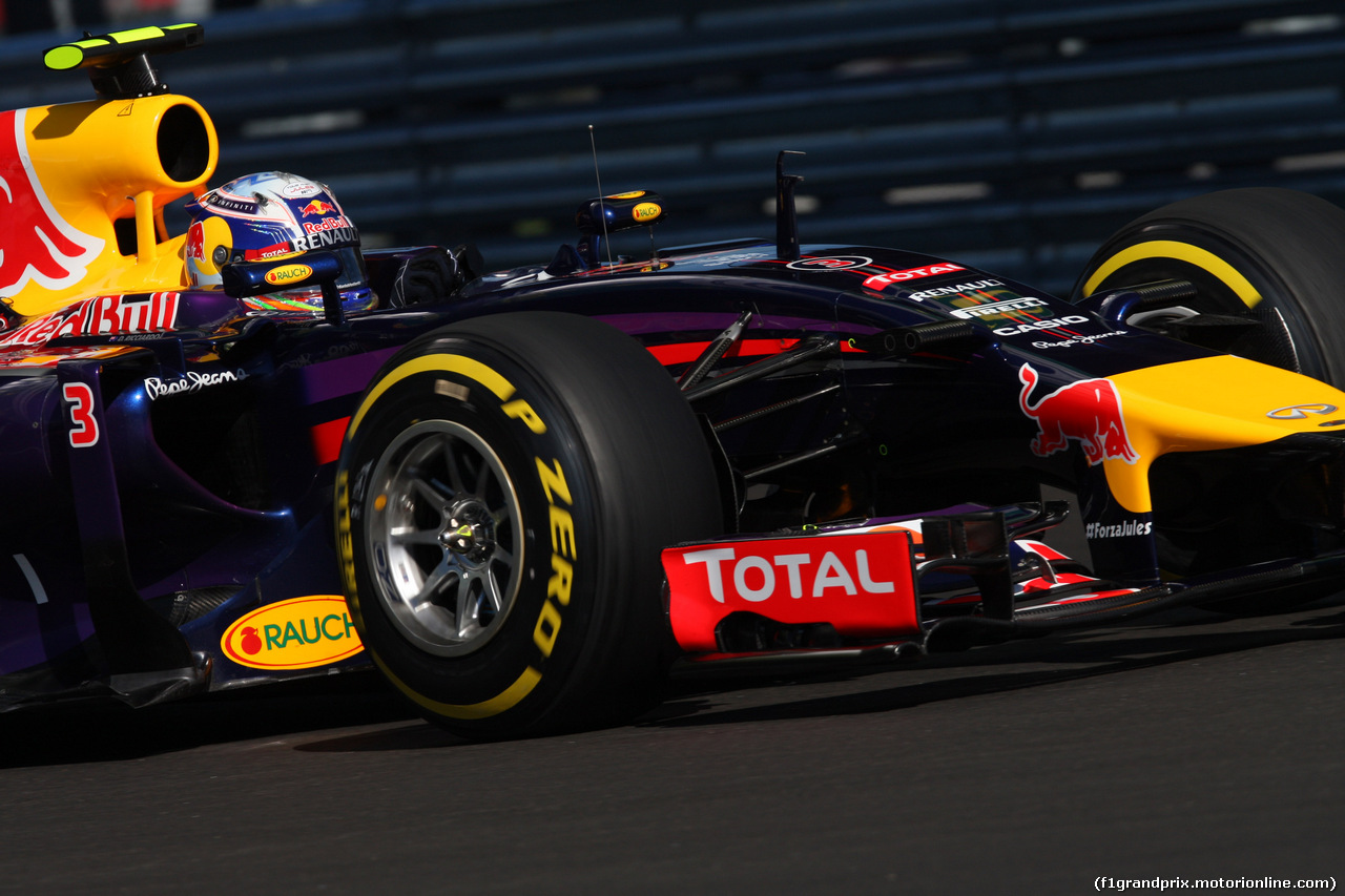 GP RUSSIA, 11.10.2014- Prove Libere 3, Daniel Ricciardo (AUS) Infiniti Red Bull Racing RB10