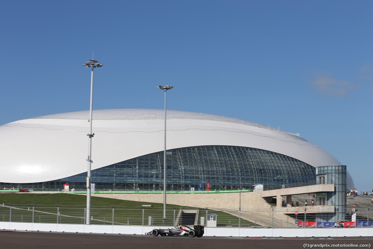 GP RUSSIA, 10.10.2015- Prove Libere 1, Sergey Sirotkin  (RUS) Sauber