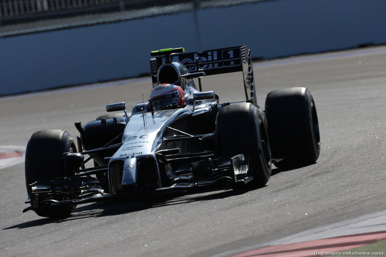 GP RUSSIA, 10.10.2015- Prove Libere 1, Kevin Magnussen (DEN) McLaren Mercedes MP4-29