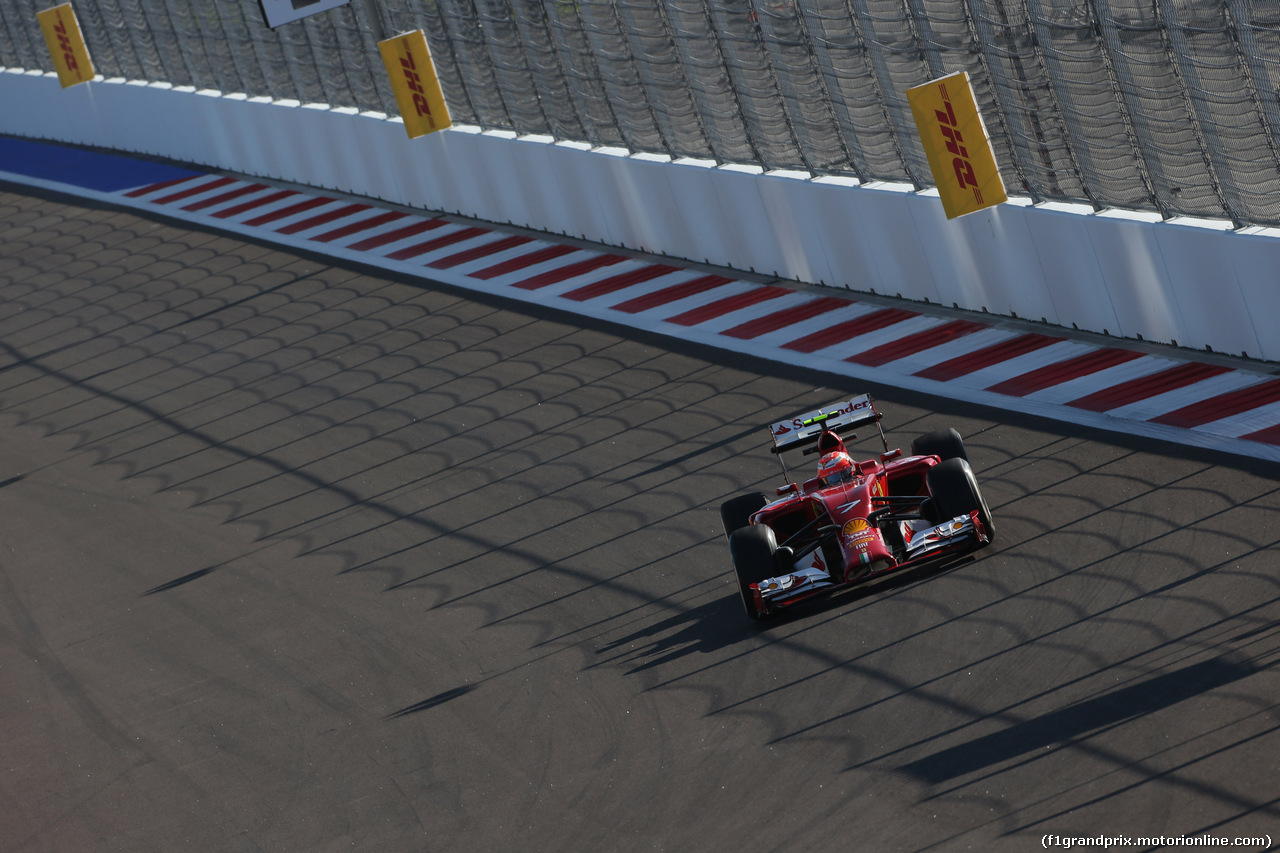 GP RUSSIA, 10.10.2015- Prove Libere 1, Kimi Raikkonen (FIN) Ferrari F14T
