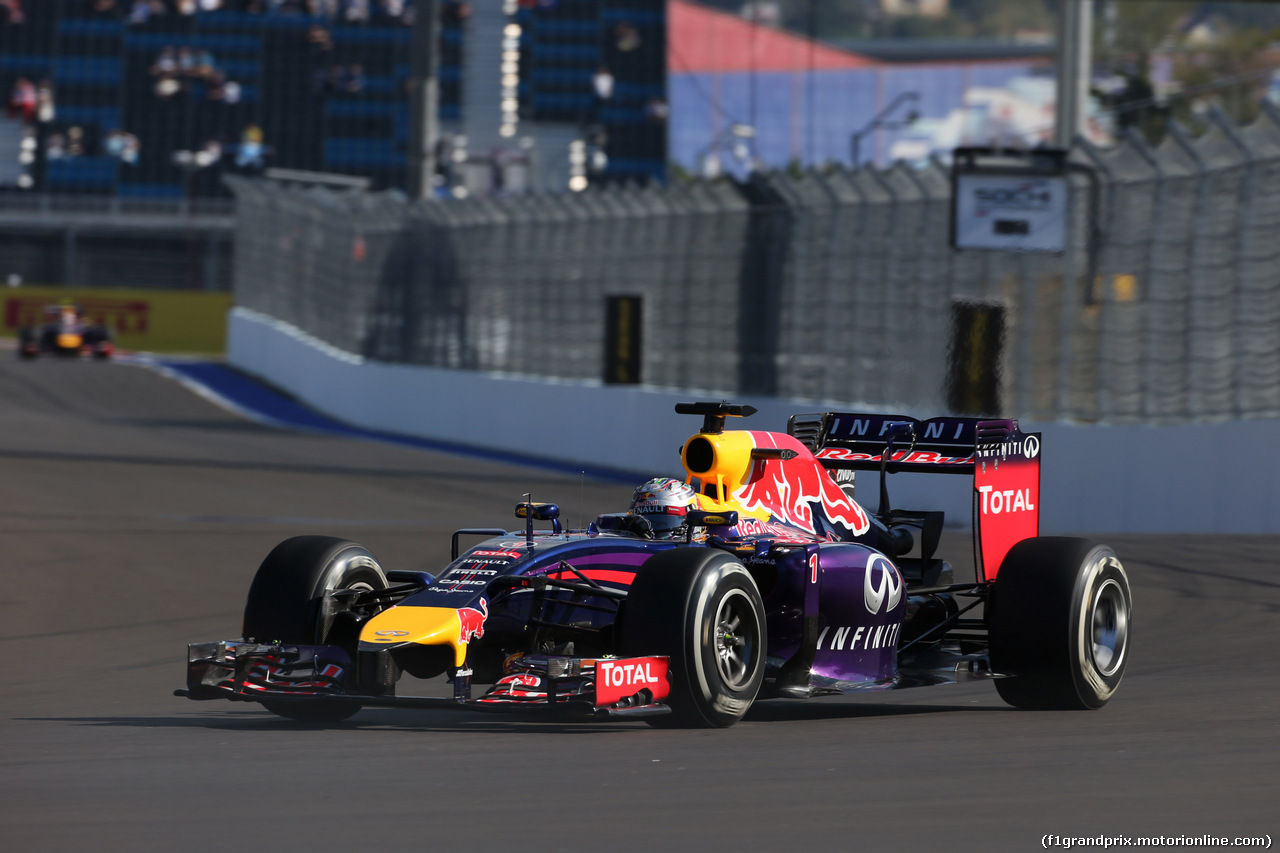 GP RUSSIA, 10.10.2015- Prove Libere 1, Sebastian Vettel (GER) Infiniti Red Bull Racing RB10