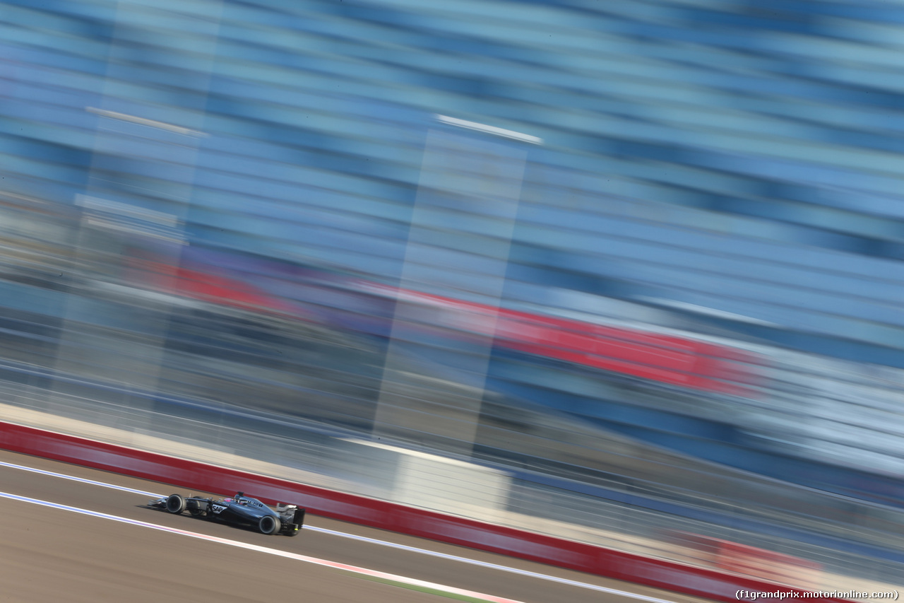 GP RUSSIA, 10.10.2015- Prove Libere 1, Jenson Button (GBR) McLaren Mercedes MP4-29