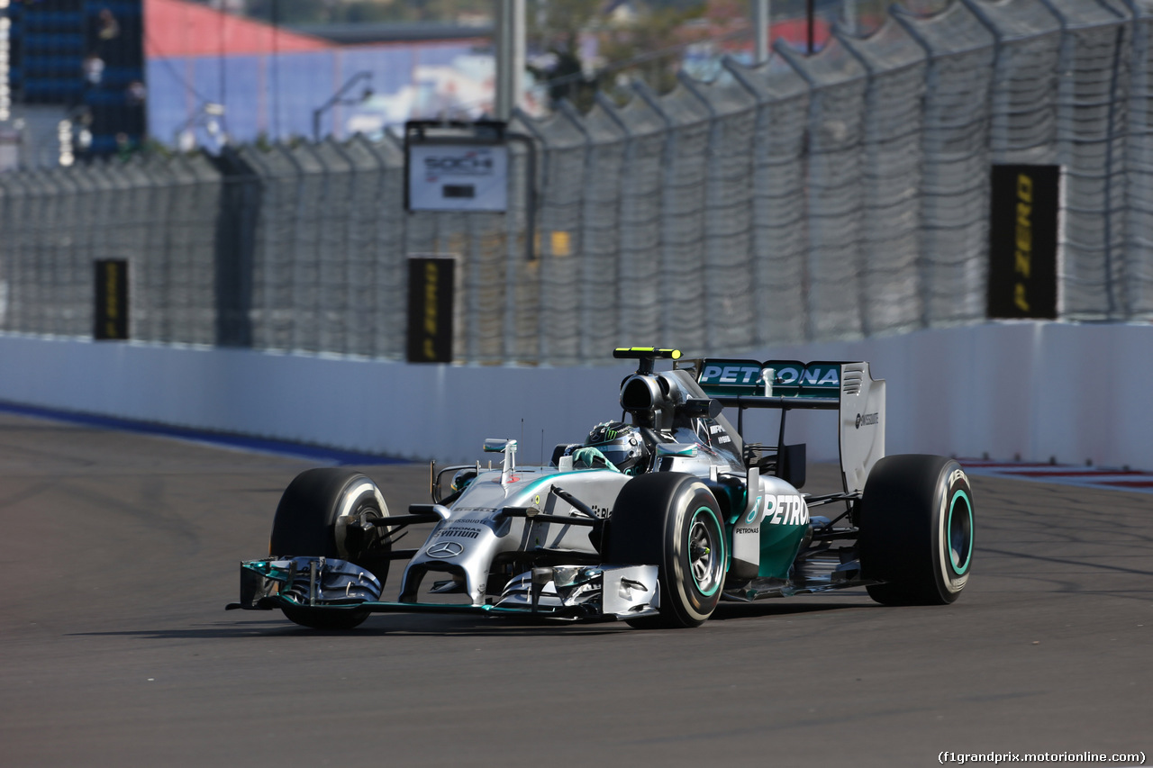 GP RUSSIA, 10.10.2015- Prove Libere 1, Nico Rosberg (GER) Mercedes AMG F1 W05