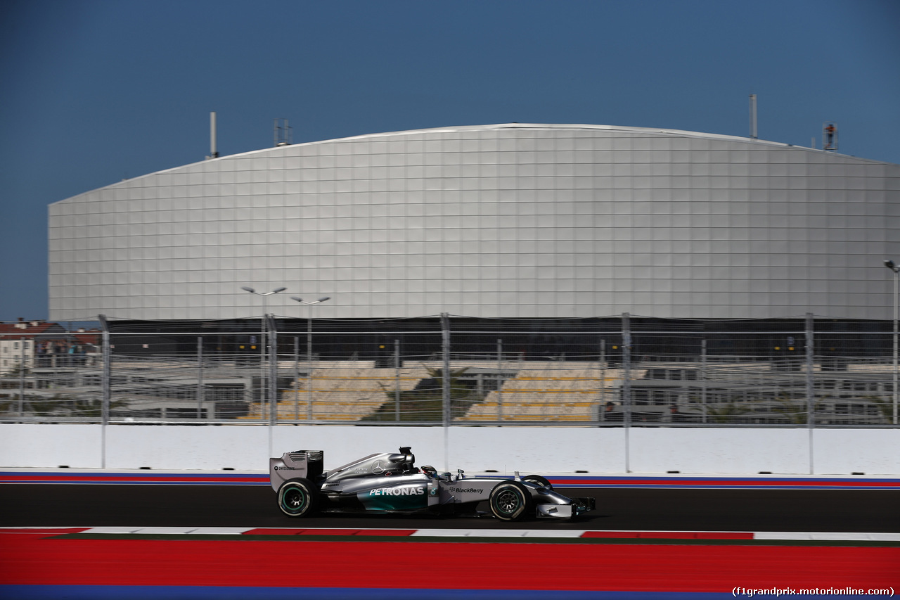 GP RUSSIA, 10.10.2015- Prove Libere 1, Lewis Hamilton (GBR) Mercedes AMG F1 W05