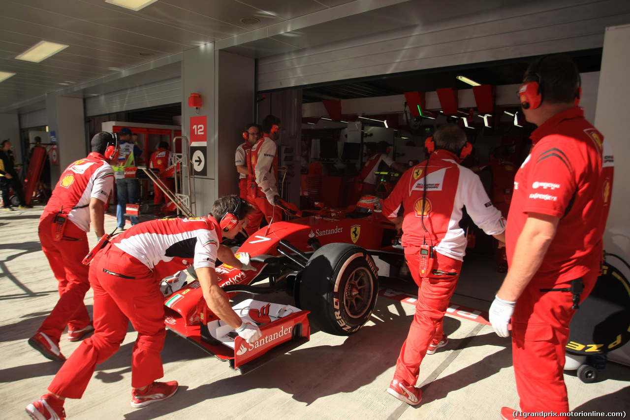 GP RUSSIA, 10.10.2015- Prove Libere 1, Kimi Raikkonen (FIN) Ferrari F14T