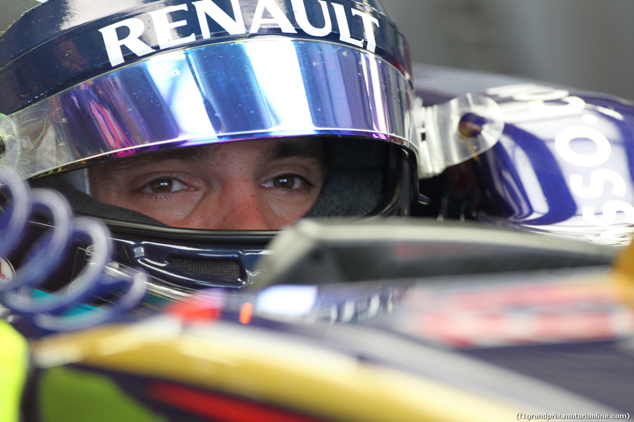 GP RUSSIA, 10.10.2015- Prove Libere 1, Jean-Eric Vergne (FRA) Scuderia Toro Rosso STR9