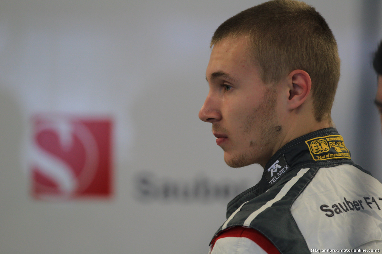 GP RUSSIA, 10.10.2015- Prove Libere 1, Sergey Sirotkin  (RUS) Sauber