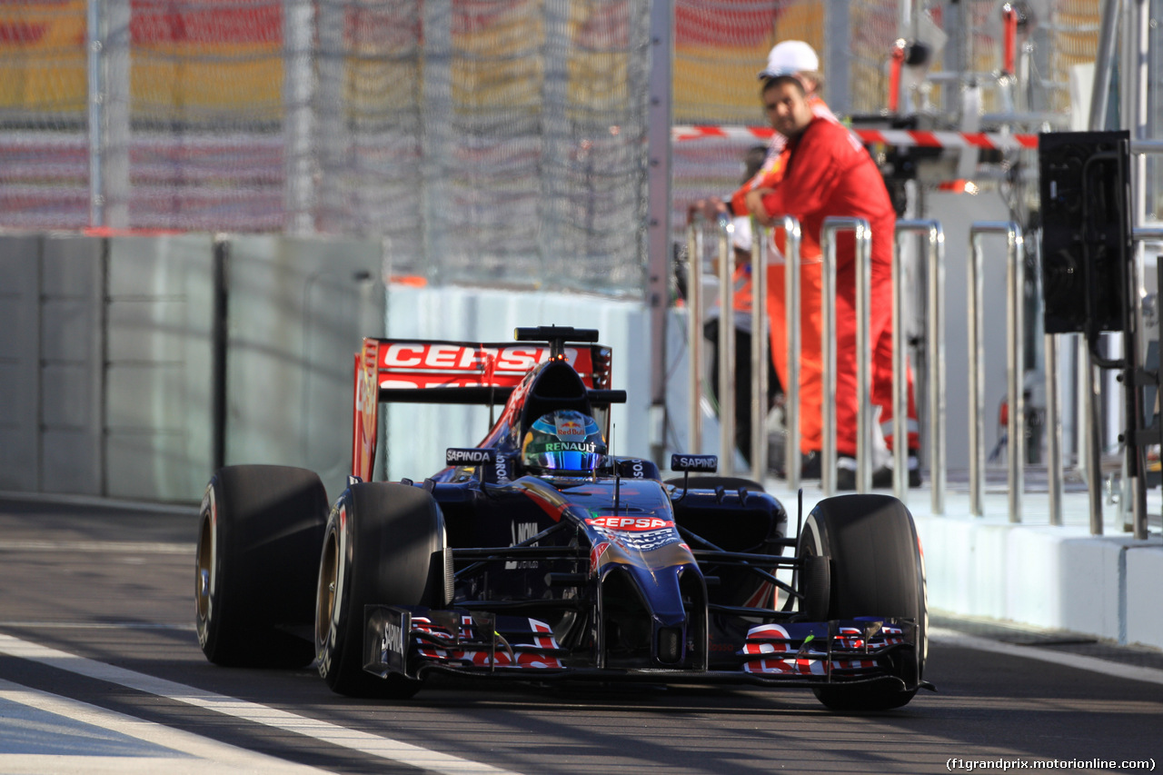 GP RUSSIA, 10.10.2015- Prove Libere 1, Jean-Eric Vergne (FRA) Scuderia Toro Rosso STR9