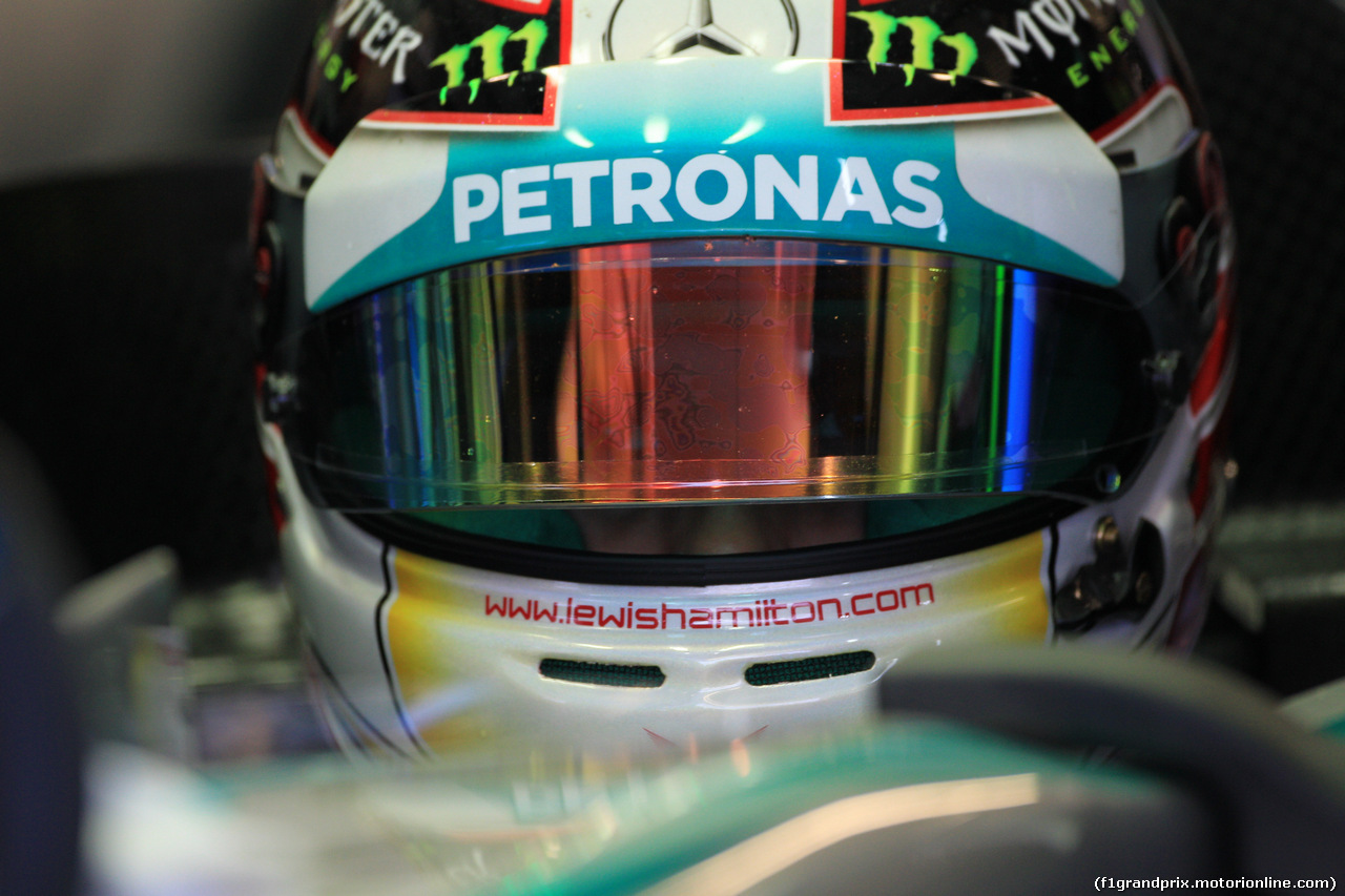GP RUSSIA, 10.10.2015- Prove Libere 1, Lewis Hamilton (GBR) Mercedes AMG F1 W05