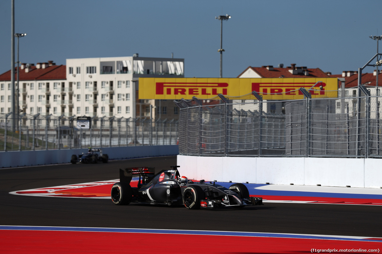 GP RUSSIA, 10.10.2015- Prove Libere 1, 37