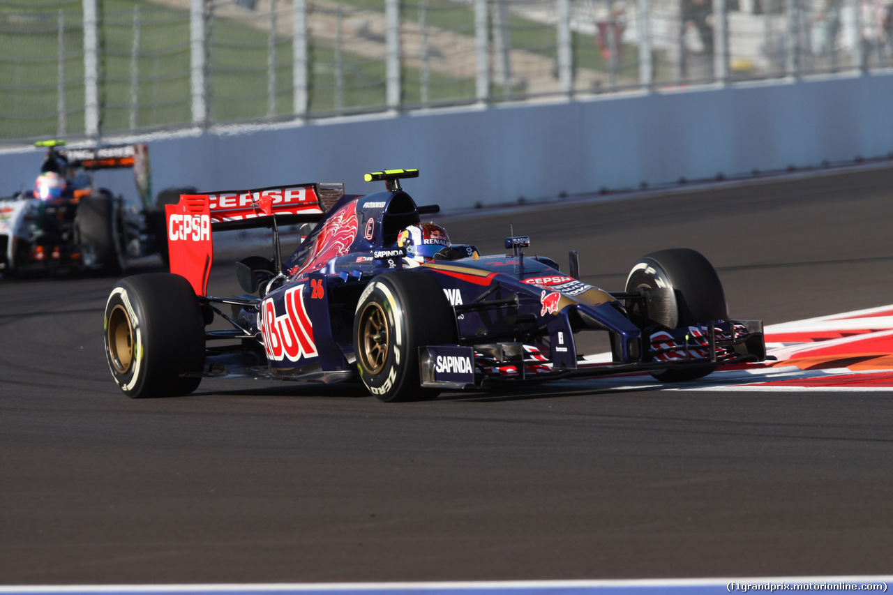 GP RUSSIA, 10.10.2015- Prove Libere 1, Daniil Kvyat (RUS) Scuderia Toro Rosso STR9
