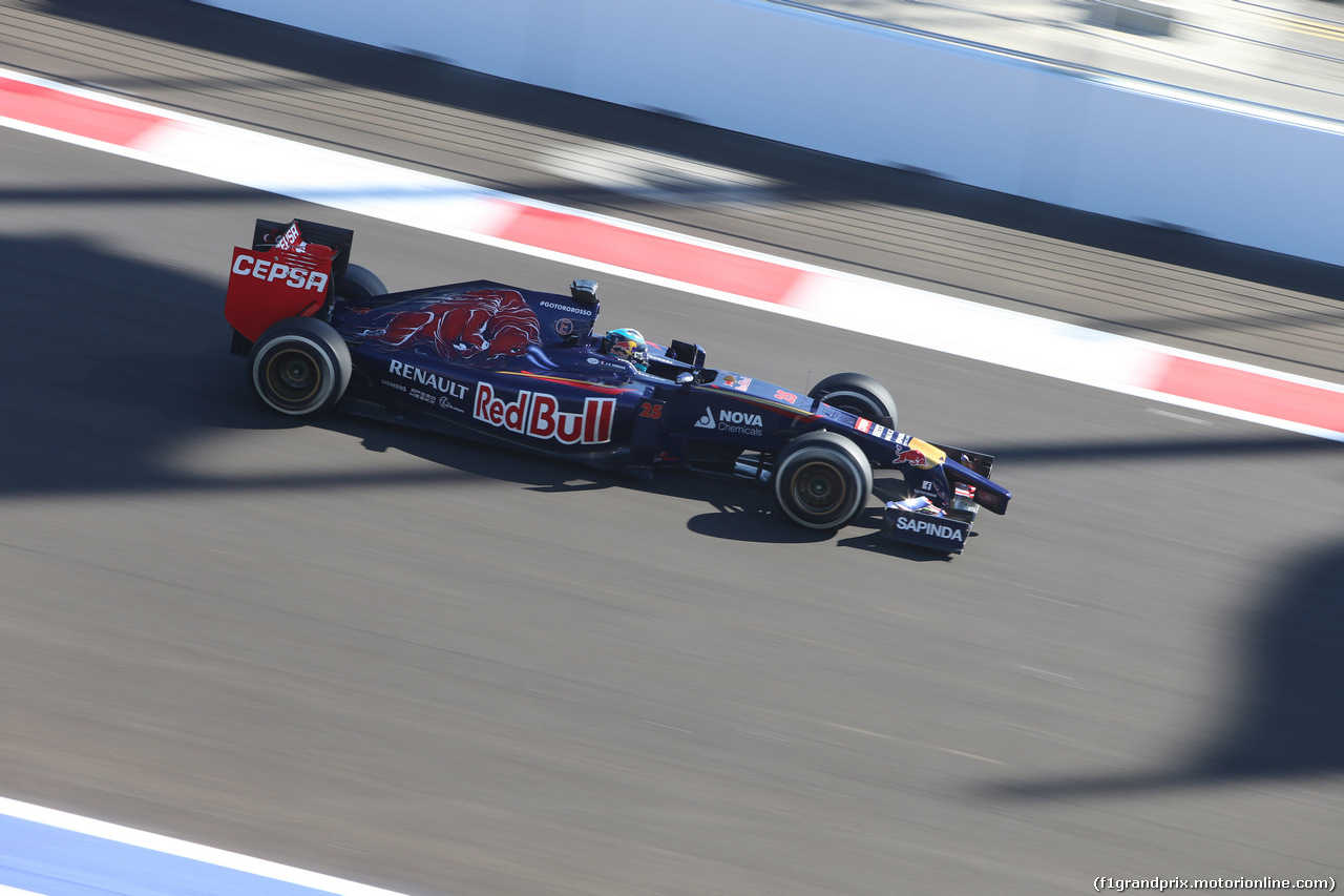 GP RUSSIA, 10.10.2015- Prove Libere 2, Jean-Eric Vergne (FRA) Scuderia Toro Rosso STR9