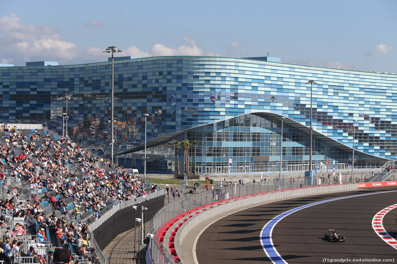 GP RUSSIA, 10.10.2015- Prove Libere 2, Romain Grosjean (FRA) Lotus F1 Team E22