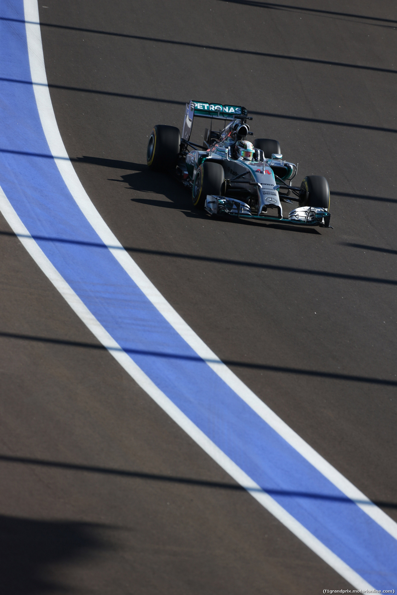 GP RUSSIA, 10.10.2015- Prove Libere 2, Lewis Hamilton (GBR) Mercedes AMG F1 W05