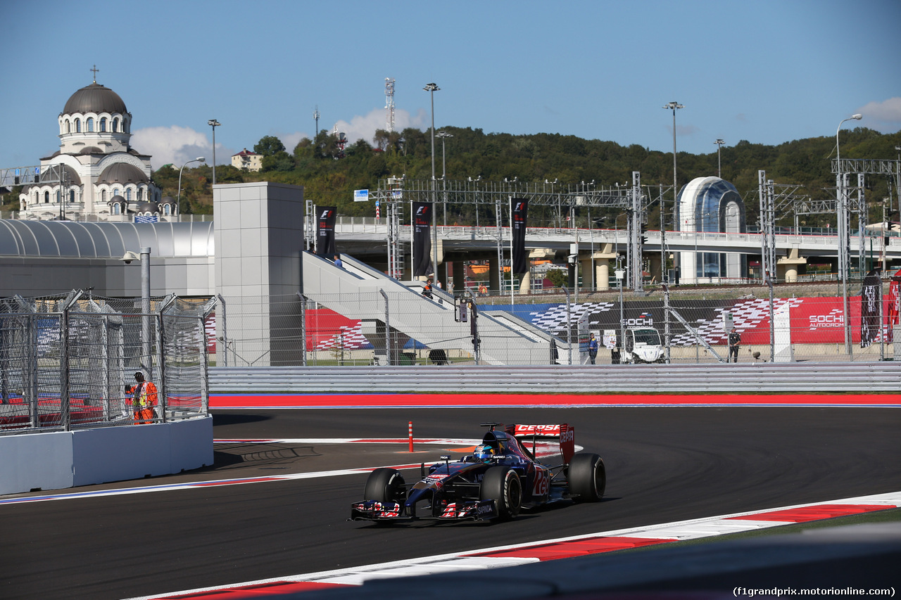 GP RUSSIA, 10.10.2015- Prove Libere 2, Jean-Eric Vergne (FRA) Scuderia Toro Rosso STR9