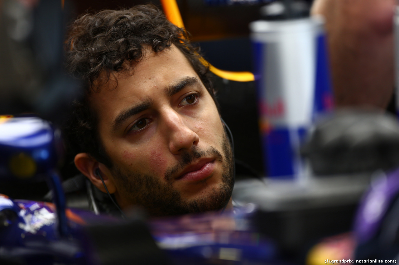 GP RUSSIA, 10.10.2015- Prove Libere 2, Daniel Ricciardo (AUS) Infiniti Red Bull Racing RB10