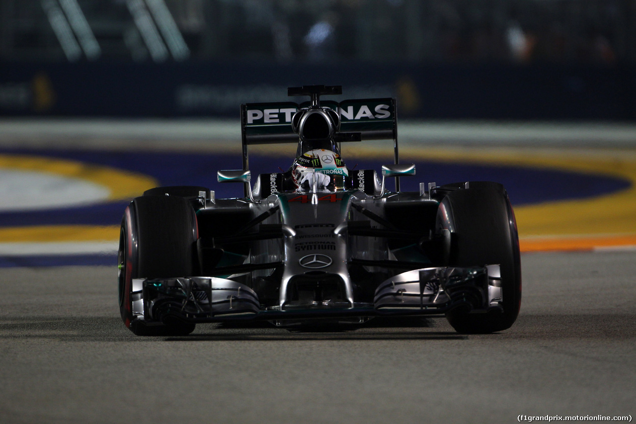 GP SINGAPORE, 21.09.2014 - Gara, Lewis Hamilton (GBR) Mercedes AMG F1 W05