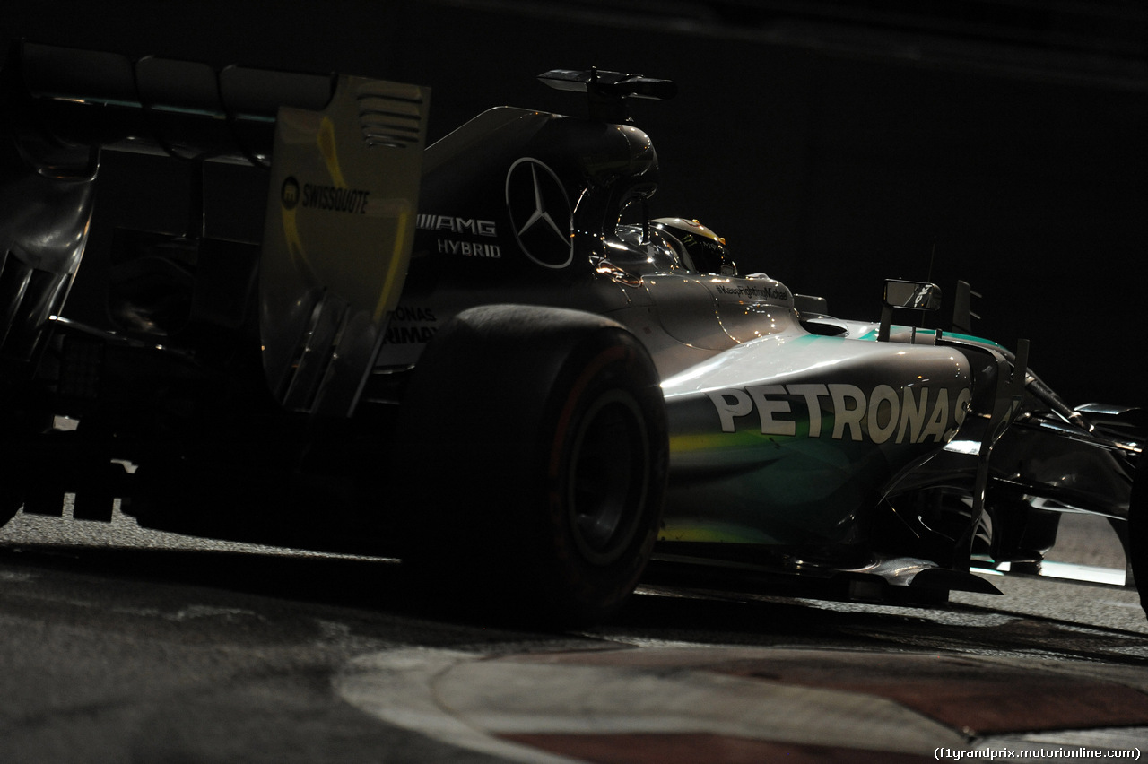 GP SINGAPORE, 21.09.2014 - Gara, Lewis Hamilton (GBR) Mercedes AMG F1 W05