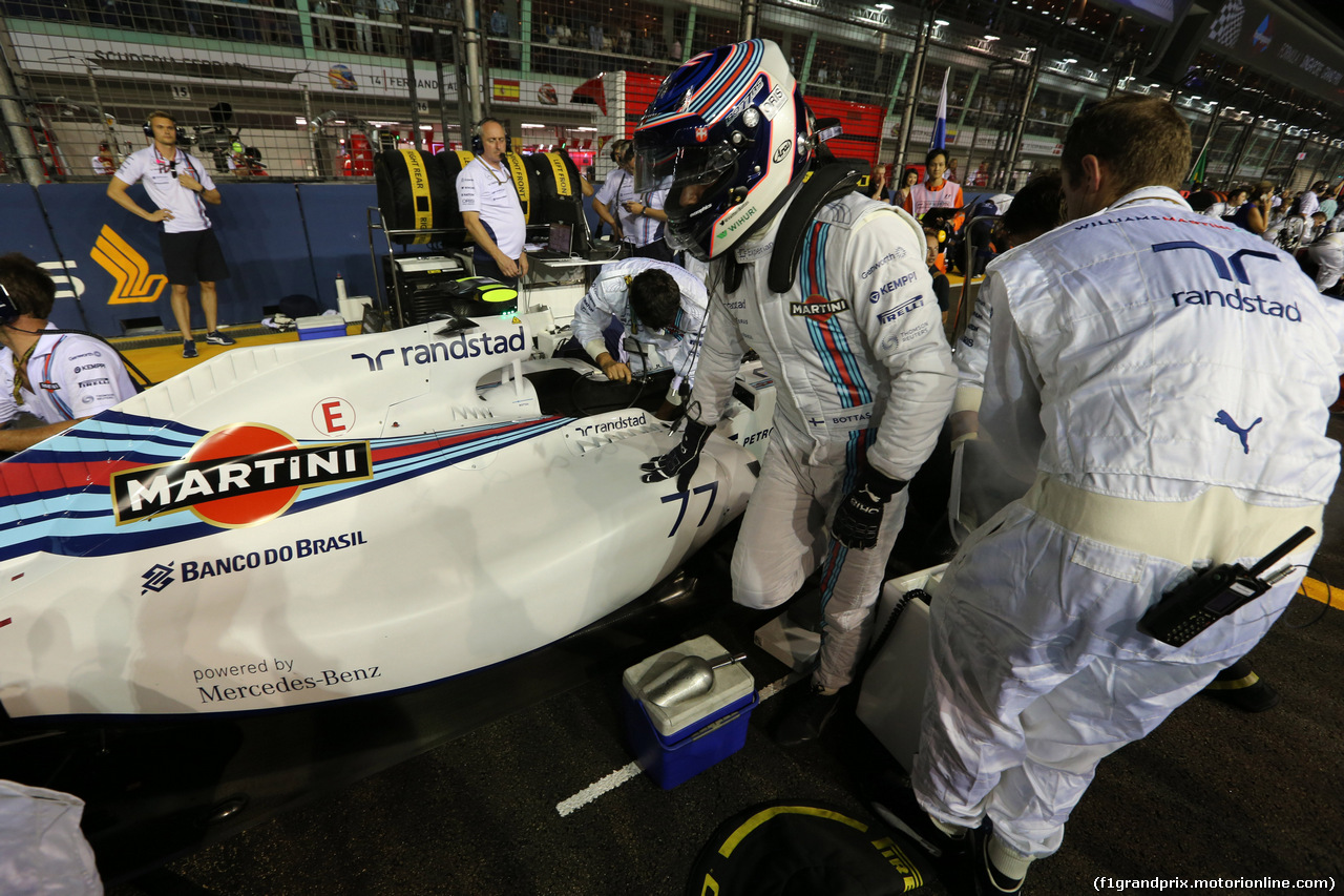 GP SINGAPORE, 21.09.2014 - Gara, Valtteri Bottas (FIN) Williams F1 Team FW36