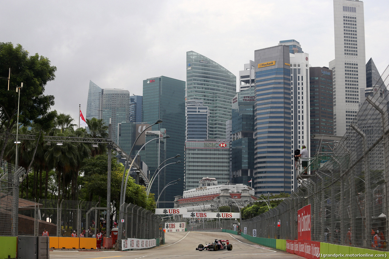 GP SINGAPORE, 20.09.2014 - Prove Libere 3, Jean-Eric Vergne (FRA) Scuderia Toro Rosso STR9