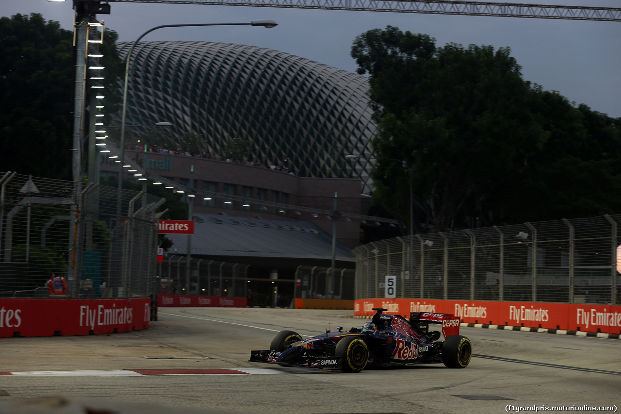 GP SINGAPORE, 20.09.2014 - Prove Libere 3, Jean-Eric Vergne (FRA) Scuderia Toro Rosso STR9