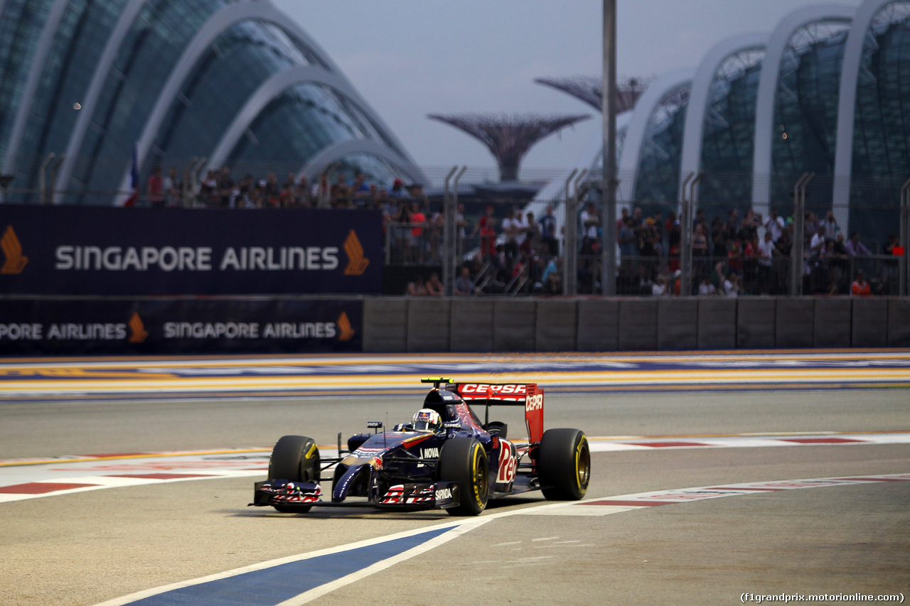 GP SINGAPORE, 20.09.2014 - Prove Libere 3, Daniil Kvyat (RUS) Scuderia Toro Rosso STR9
