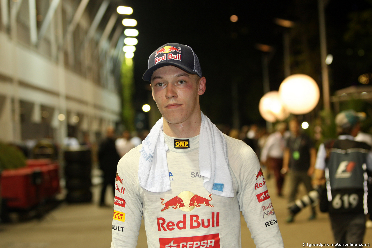 GP SINGAPORE, 20.09.2014 - Qualifiche, Daniil Kvyat (RUS) Scuderia Toro Rosso STR9