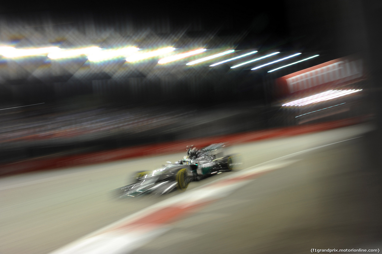 GP SINGAPORE, 20.09.2014 - Qualifiche, Lewis Hamilton (GBR) Mercedes AMG F1 W05