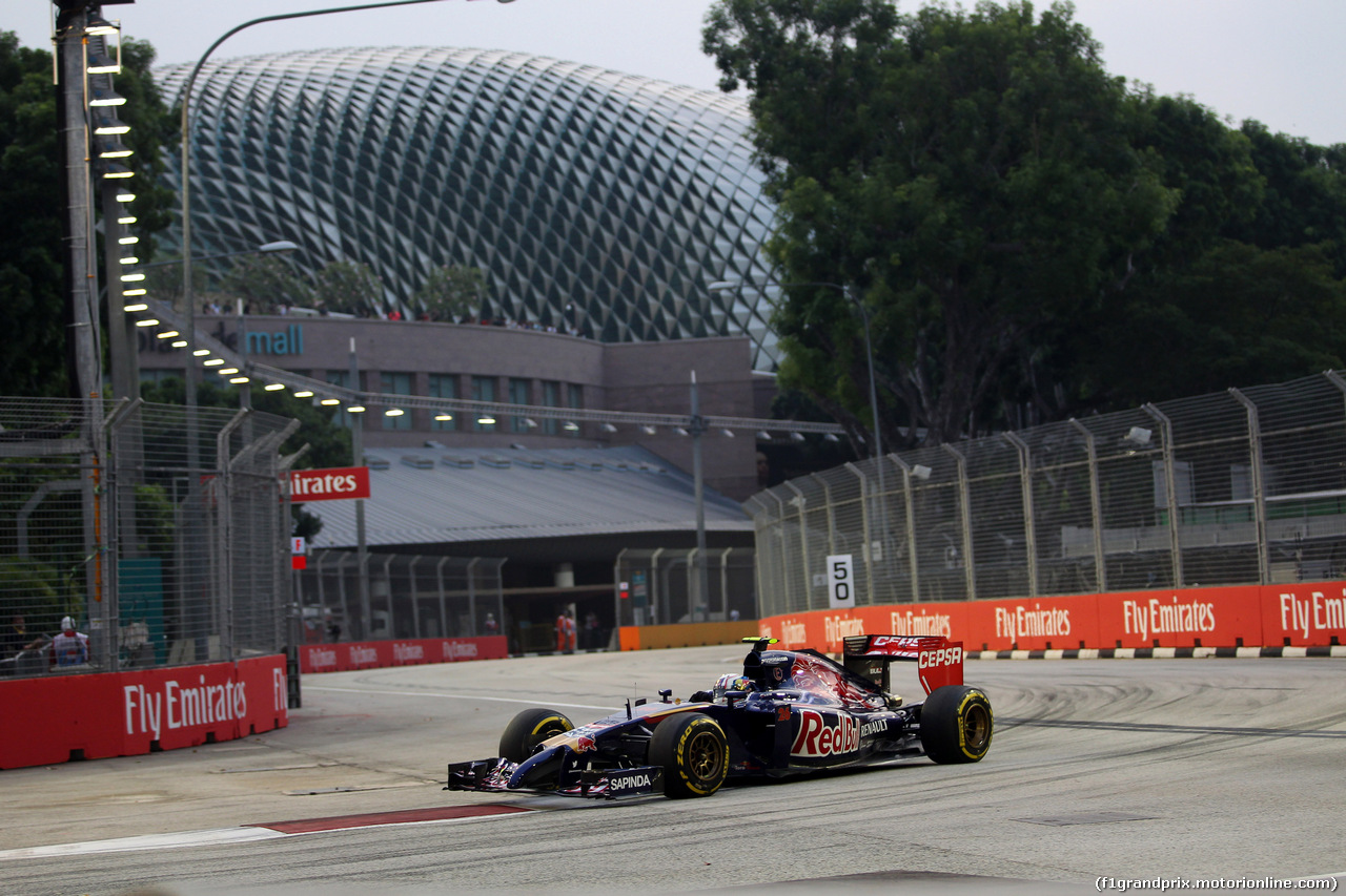 GP SINGAPORE, 19.09.2014- Prove Libere 1, Daniil Kvyat (RUS) Scuderia Toro Rosso STR9