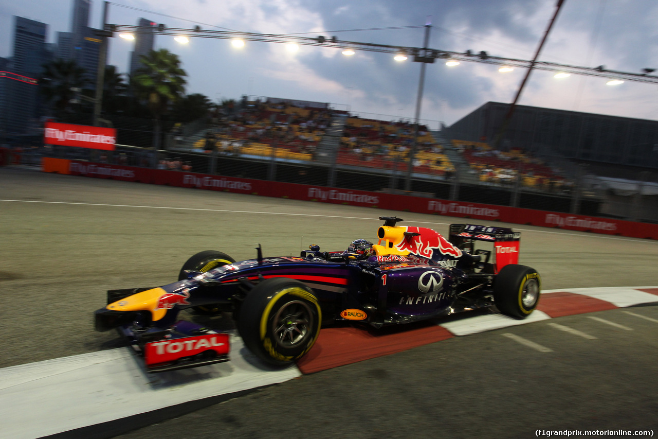 GP SINGAPORE, 19.09.2014- Prove Libere 1, Sebastian Vettel (GER) Red Bull Racing RB10