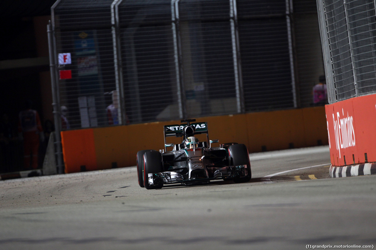 GP SINGAPORE, 19.09.2014- Prove Libere 2, Lewis Hamilton (GBR) Mercedes AMG F1 W05