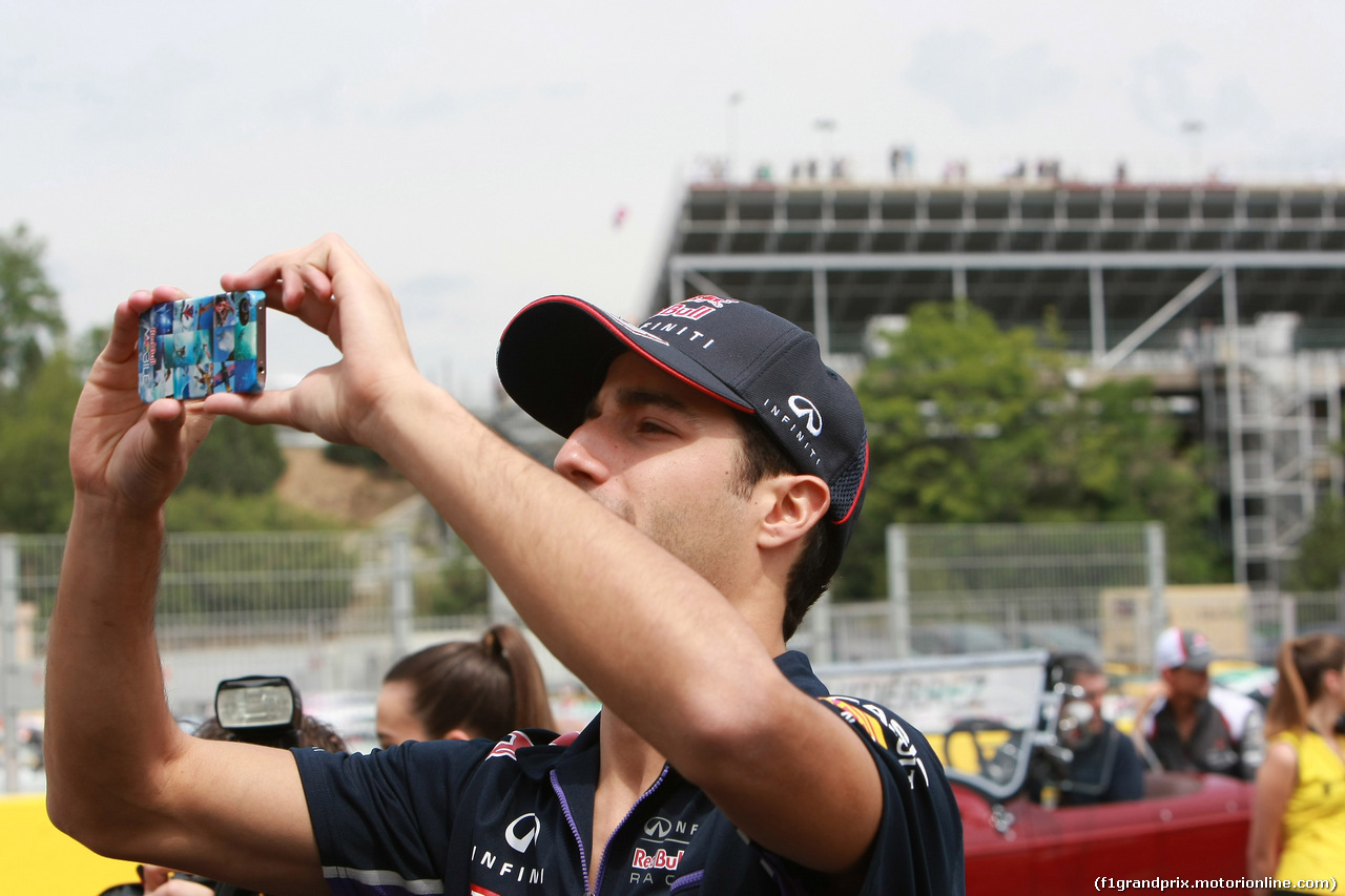 GP SPAGNA, 11.05.2014- Daniel Ricciardo (AUS) Red Bull Racing RB10