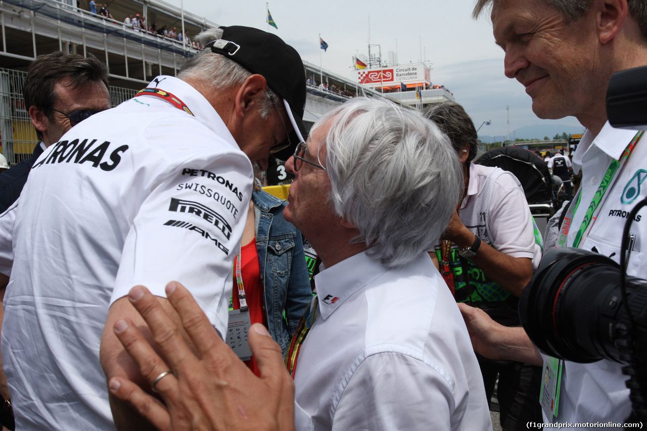 GP SPAGNA, 11.05.2014- Dr. Dieter Zetsche, Chairman of Daimler e Bernie Ecclestone (GBR), President e CEO of FOM