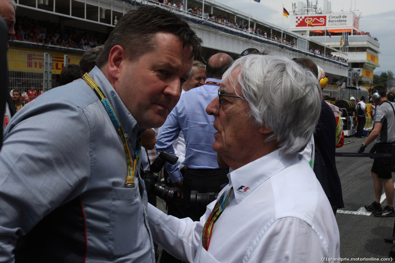GP SPAGNA, 11.05.2014- Paul Hembery, Pirelli Motorspor Director e Bernie Ecclestone (GBR), President e CEO of FOM