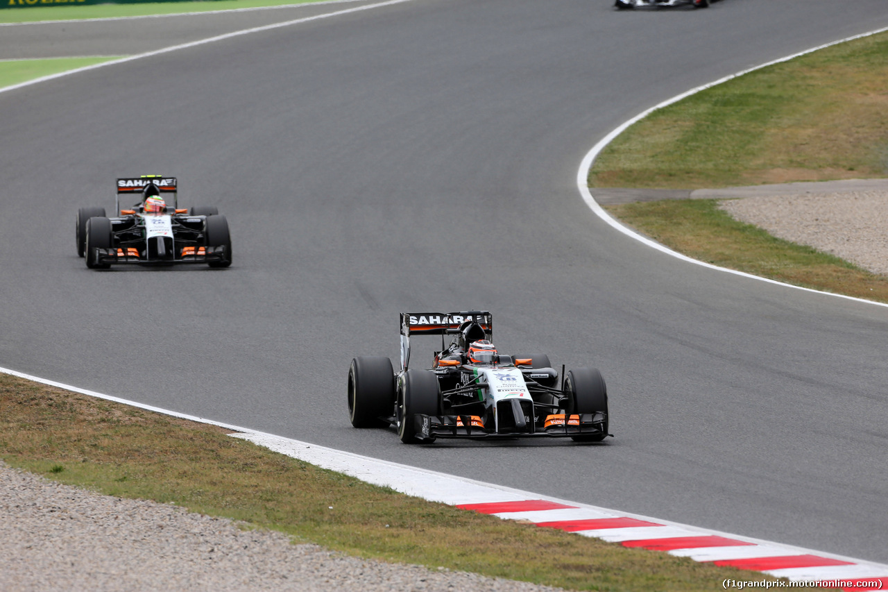 GP SPAGNA, 11.05.2014-  Gara, Nico Hulkenberg (GER) Sahara Force India F1 VJM07 davanti a Sergio Perez (MEX) Sahara Force India F1 VJM07