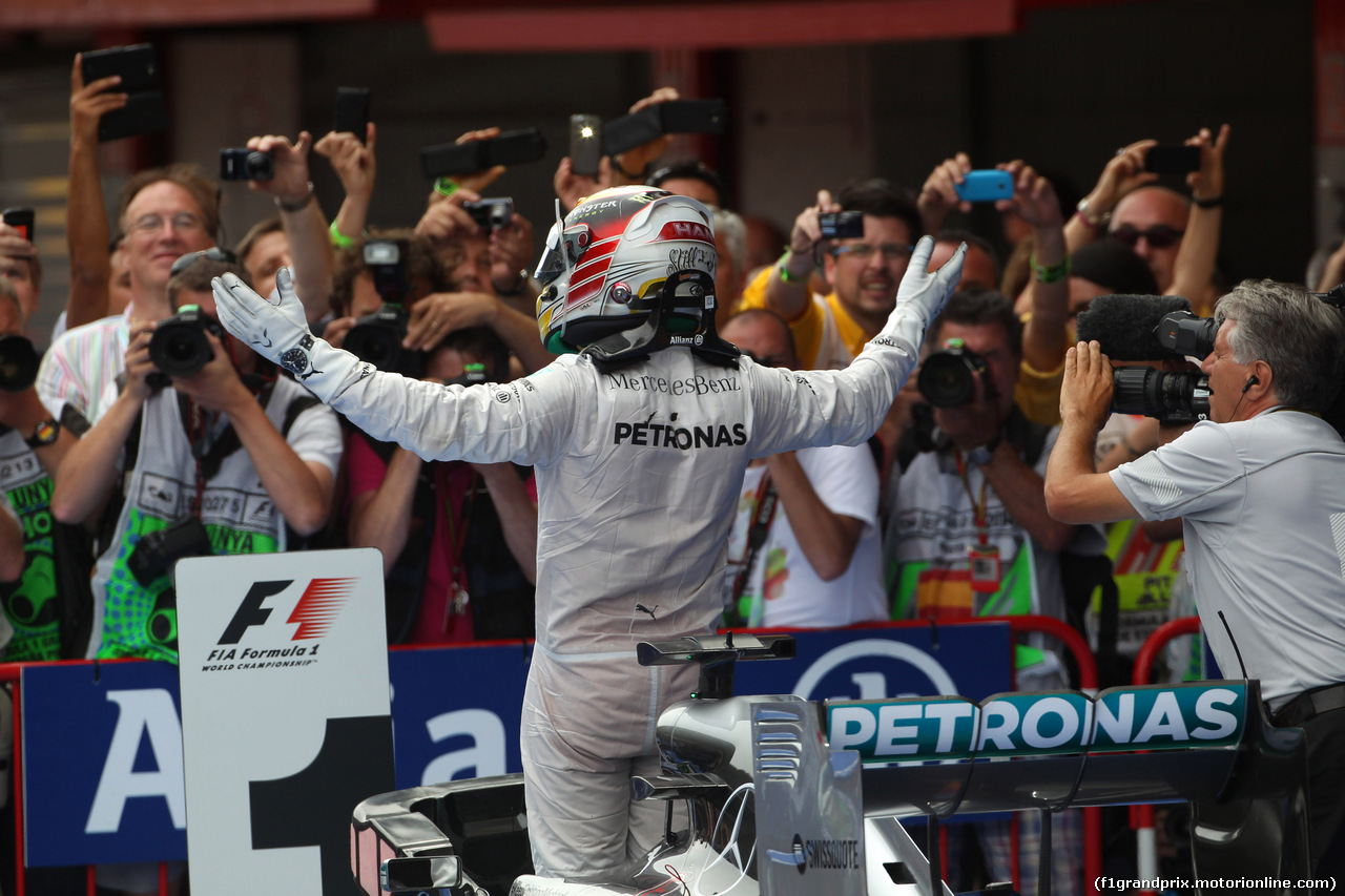 GP SPAGNA, 11.05.2014-  Gara, Lewis Hamilton (GBR) Mercedes AMG F1 W05 vincitore