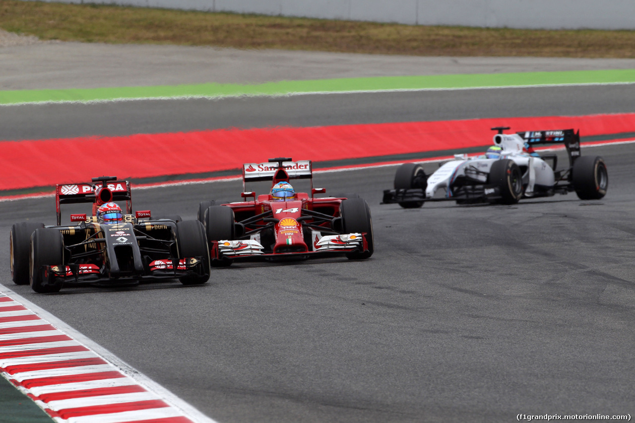 GP SPAGNA, 11.05.2014-  Gara, Romain Grosjean (FRA) Lotus F1 Team E22 e Fernando Alonso (ESP) Ferrari F14-T