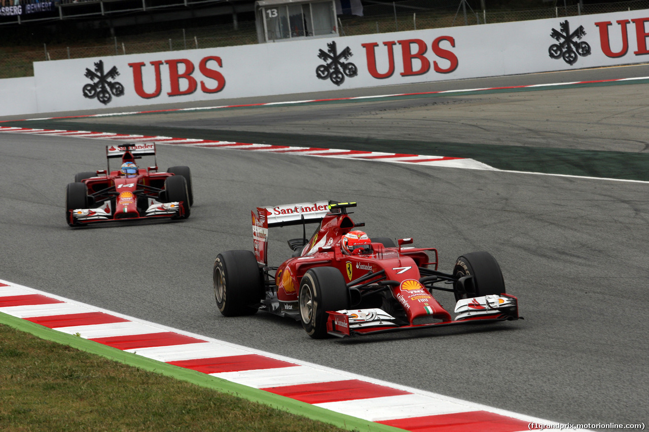 GP SPAGNA, 11.05.2014-  Gara, Kimi Raikkonen (FIN) Ferrari F14-T davanti a Fernando Alonso (ESP) Ferrari F14-T