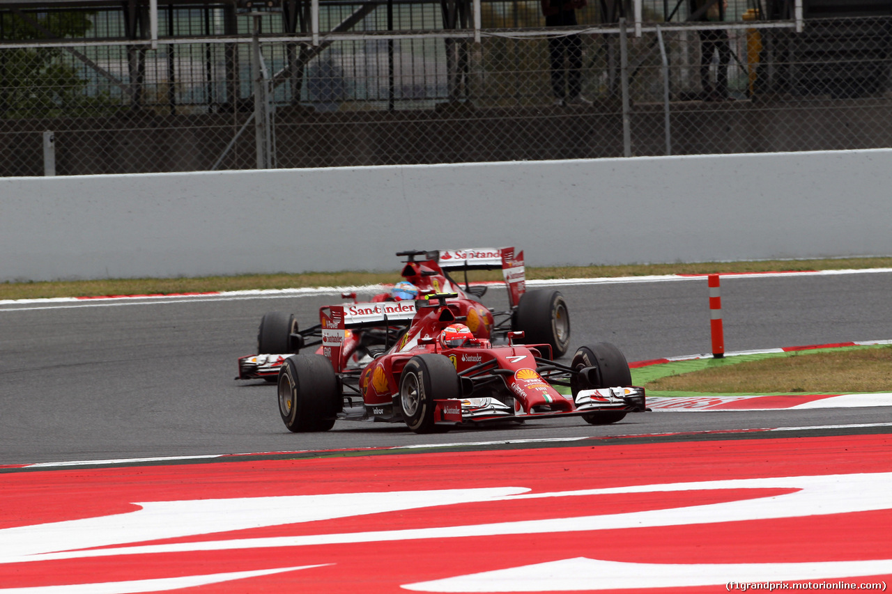 GP SPAGNA, 11.05.2014-  Gara, Kimi Raikkonen (FIN) Ferrari F14-T davanti a Fernando Alonso (ESP) Ferrari F14-T