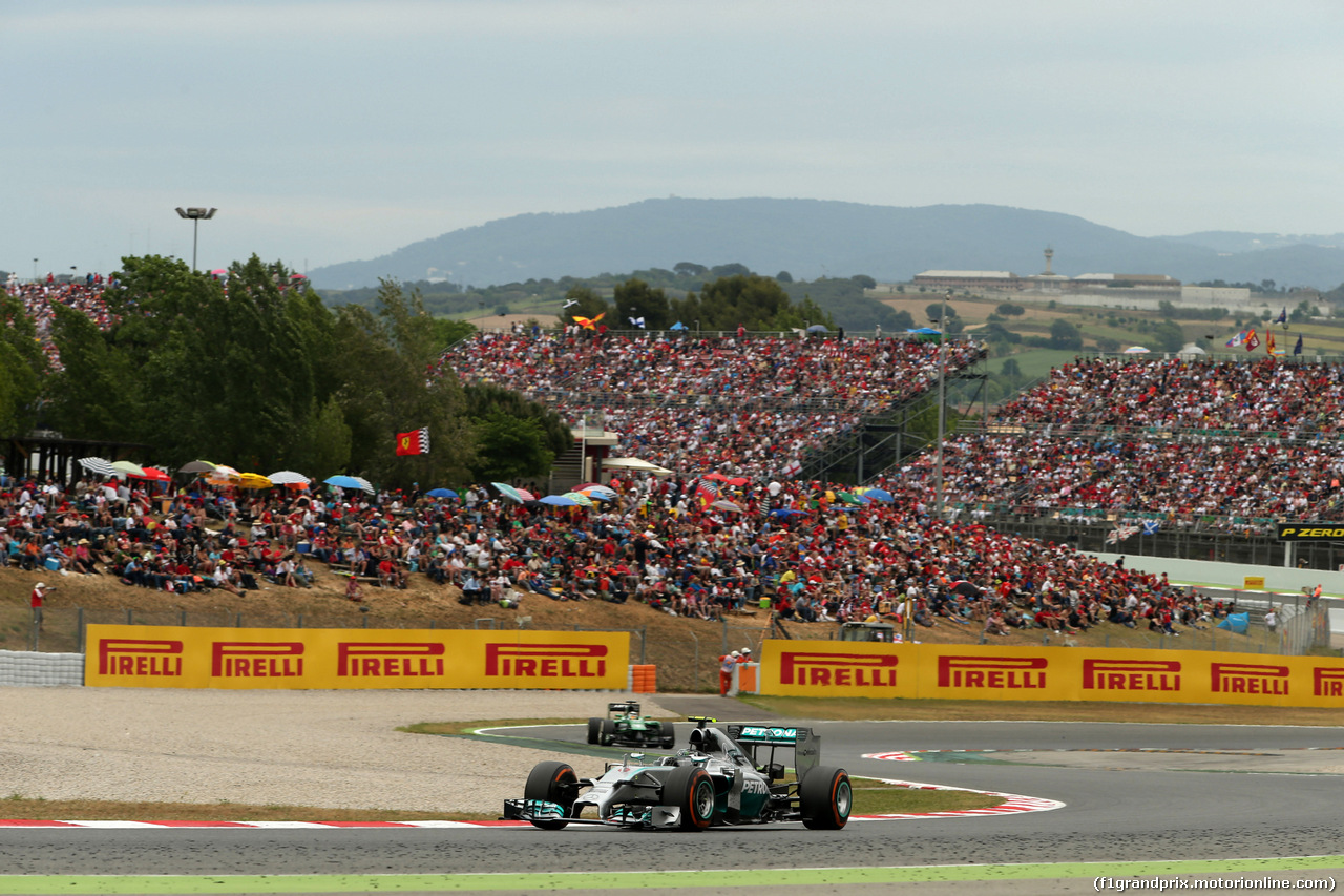 GP SPAGNA, 11.05.2014-  Gara, Nico Rosberg (GER) Mercedes AMG F1 W05 davanti a Lewis Hamilton (GBR) Mercedes AMG F1 W05