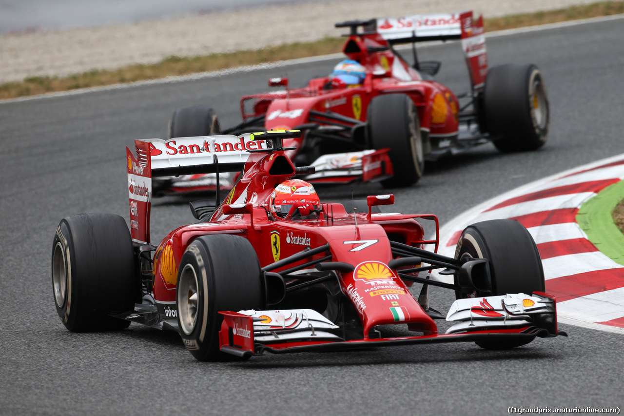 GP SPAGNA, 11.05.2014-  Gara, Kimi Raikkonen (FIN) Ferrari F14-T davanti a Fernando Alonso (ESP) Ferrari F14-T