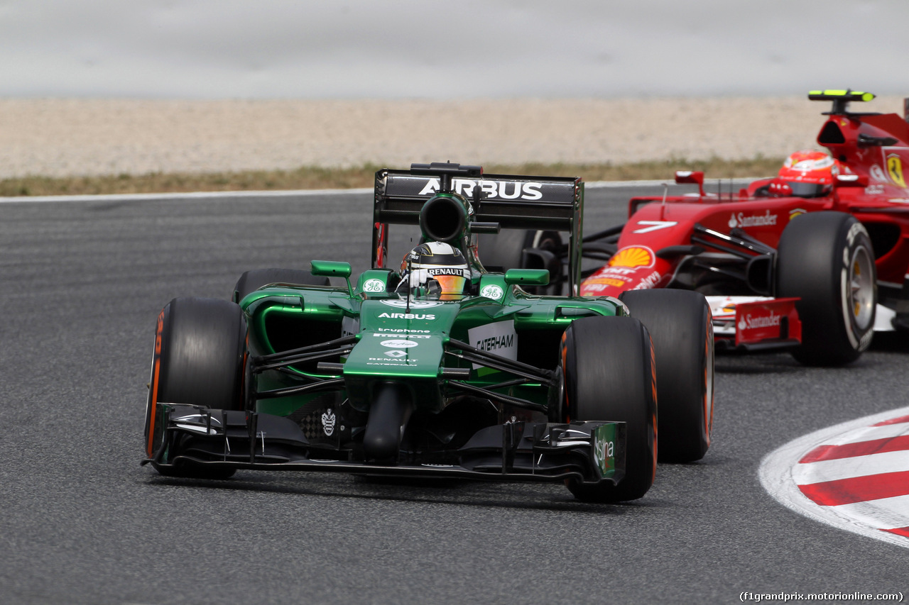 GP SPAGNA, 10.05.2014- Prove Libere 3, Kamui Kobayashi (JAP) Caterham F1 Team CT-04 e Kimi Raikkonen (FIN) Ferrari F14-T